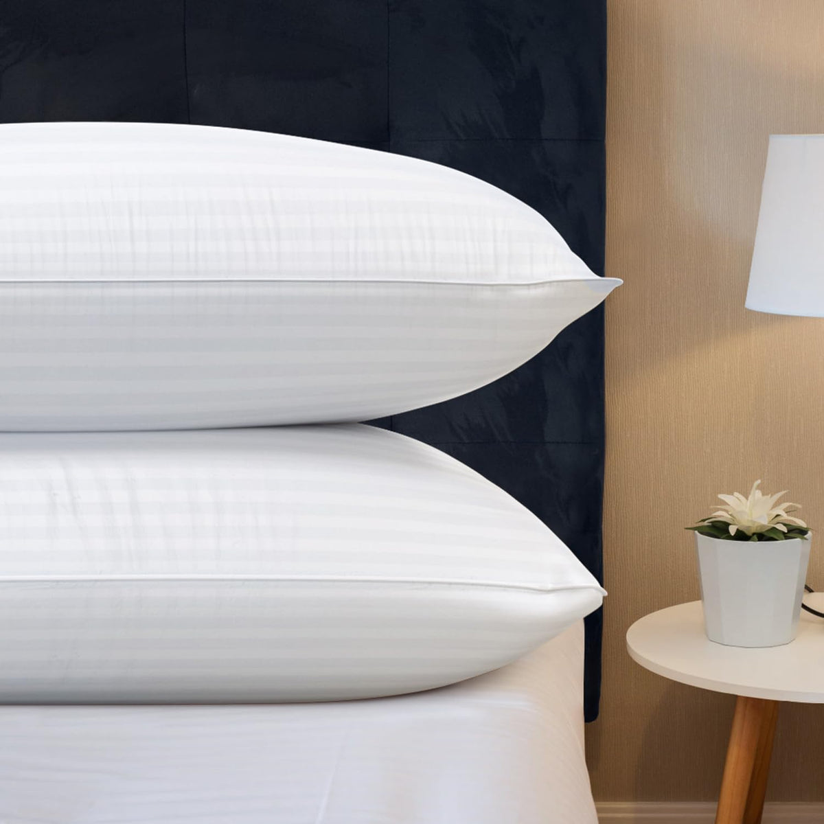 Queen Size Microfiber Bed Pillows Set of 2 Z96215