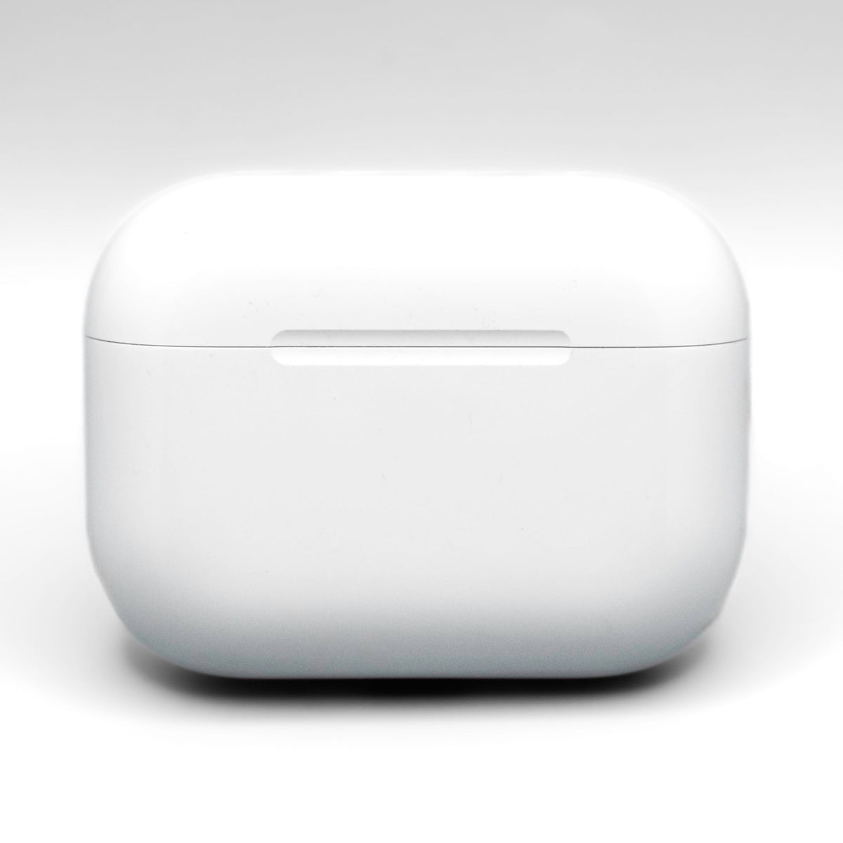 White Replacement Charging Case M379566