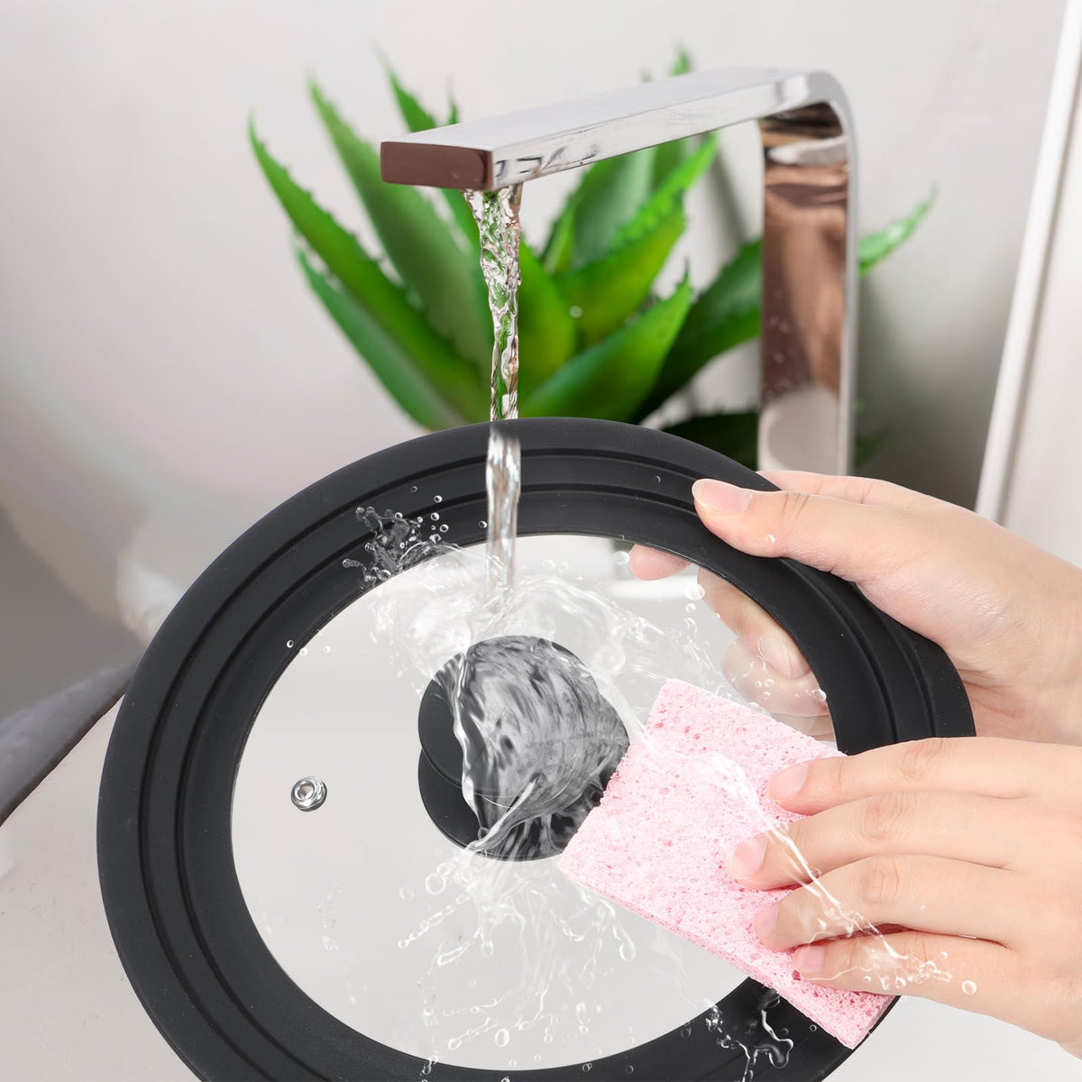 3 Pc Tempered Glass Pot Lids with Silicone Rim U115026