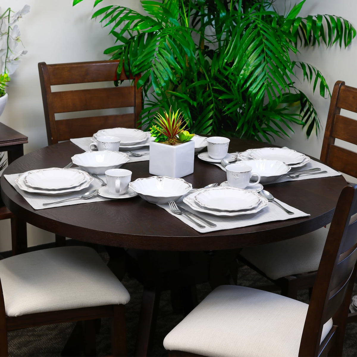 White 20-Piece Dinnerware Set T37018