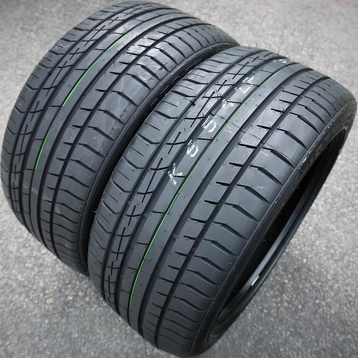 4 All Season 20 inch Tires V416
