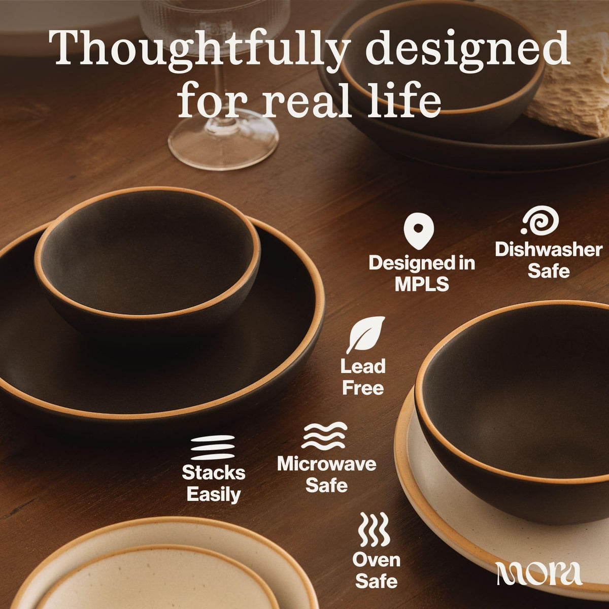 Set of 4 Ceramic Bowls F31618