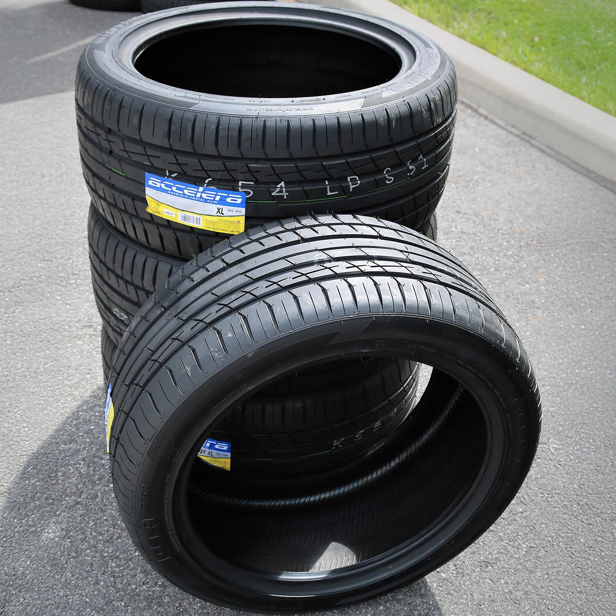 4 All Season 20 inch Tires V416